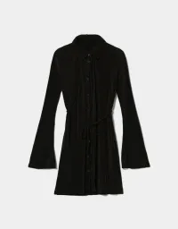 Plissiertes Minikleid mit langen Ärmeln und Gürtel